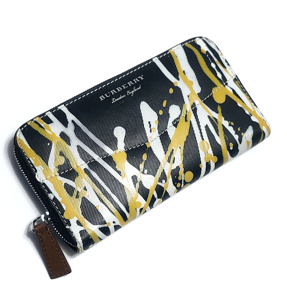 Burberry Wallet Trench Calfskin Leather Splash Print Zip Around